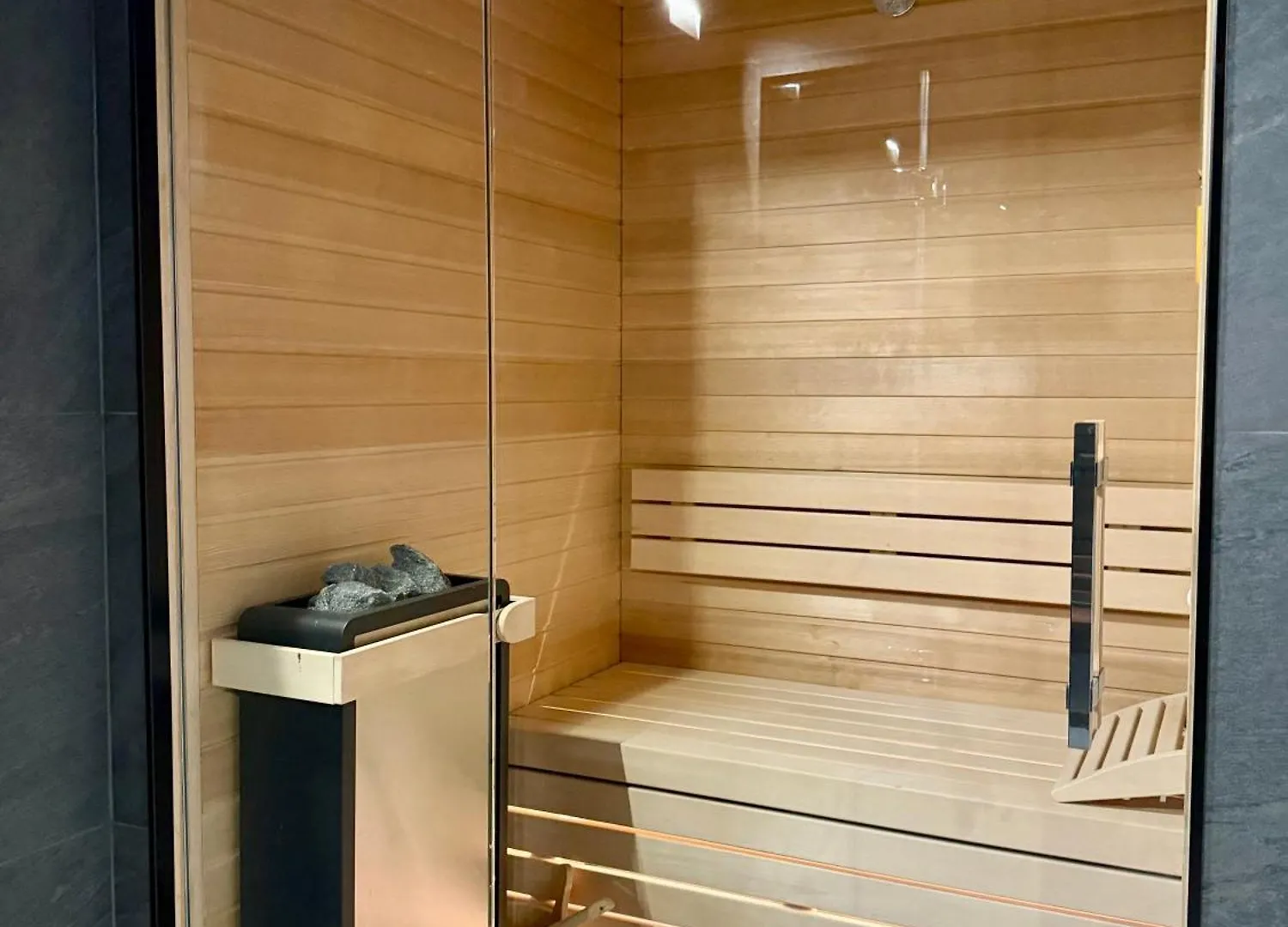 Ida Boutique Hotel أسولو