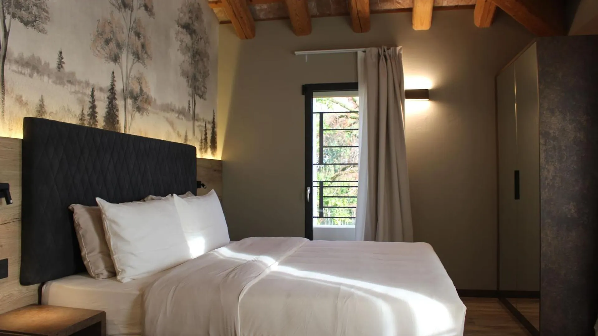 Ida Boutique Hotel أسولو